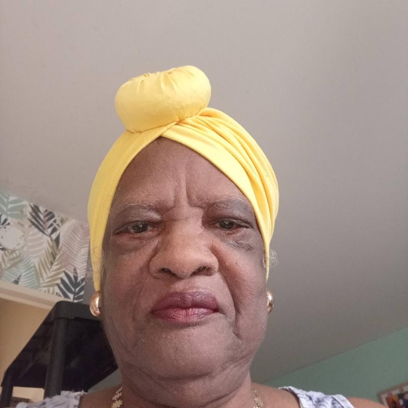 Leliane 73 ans Mennecy