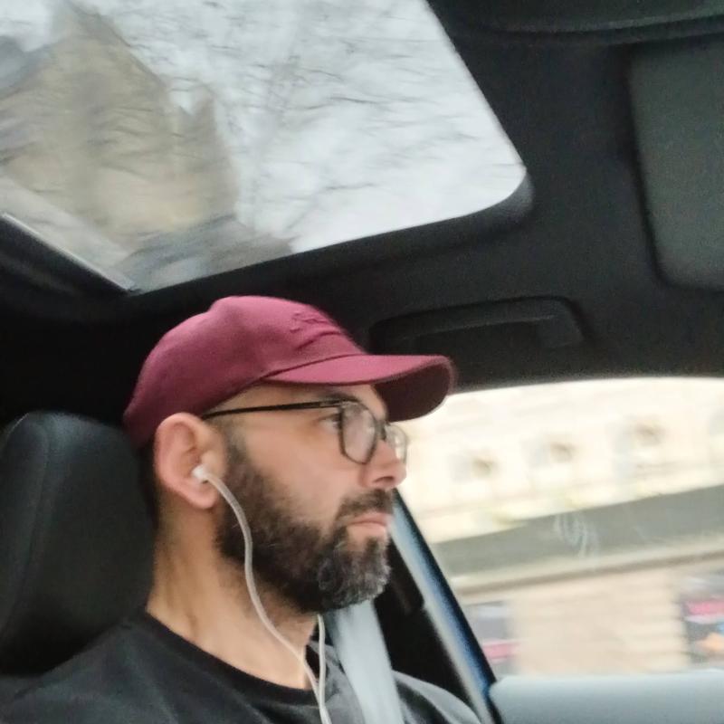 adel 45 ans Colombes