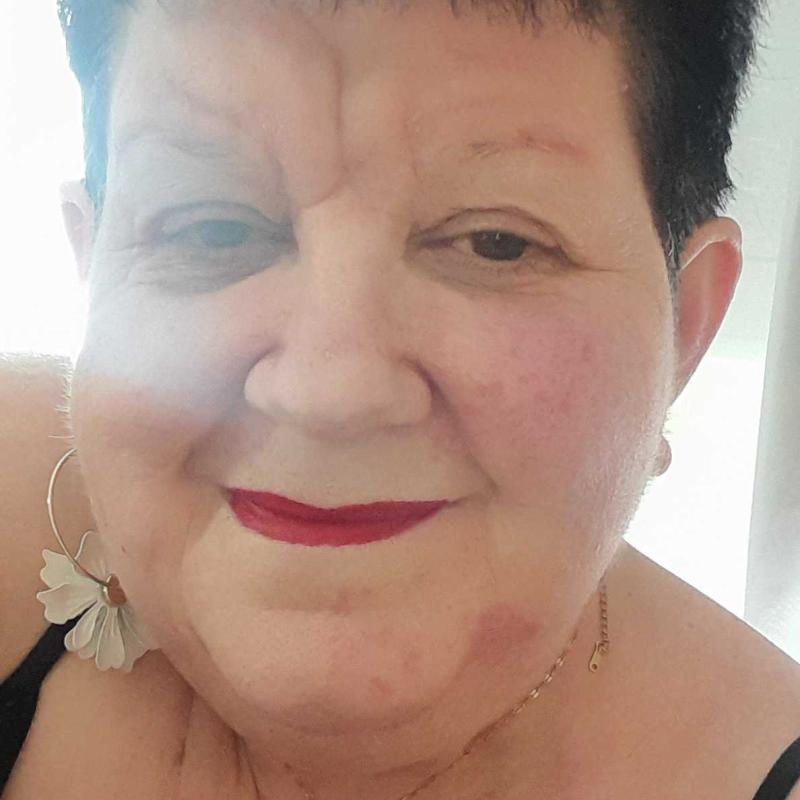 Chantal  65 ans Morlaix