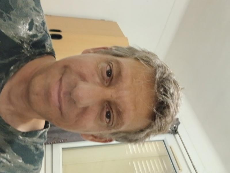 Sébastien  44 ans Vaires sur Marne