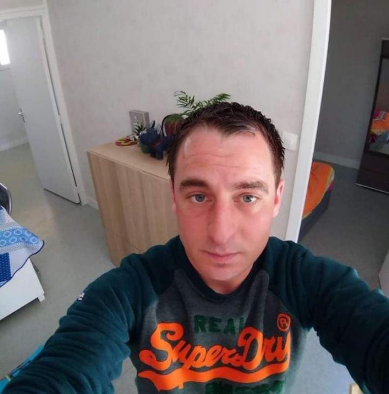 Thomas  34 ans Torigni sur Vire