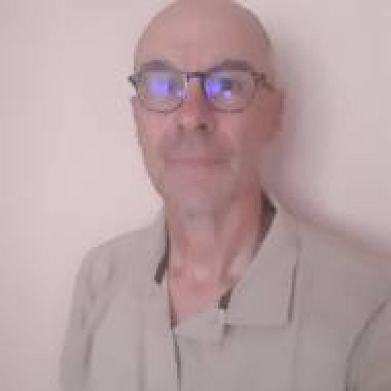 Paul 61 ans Perrigny sur l'Ognon