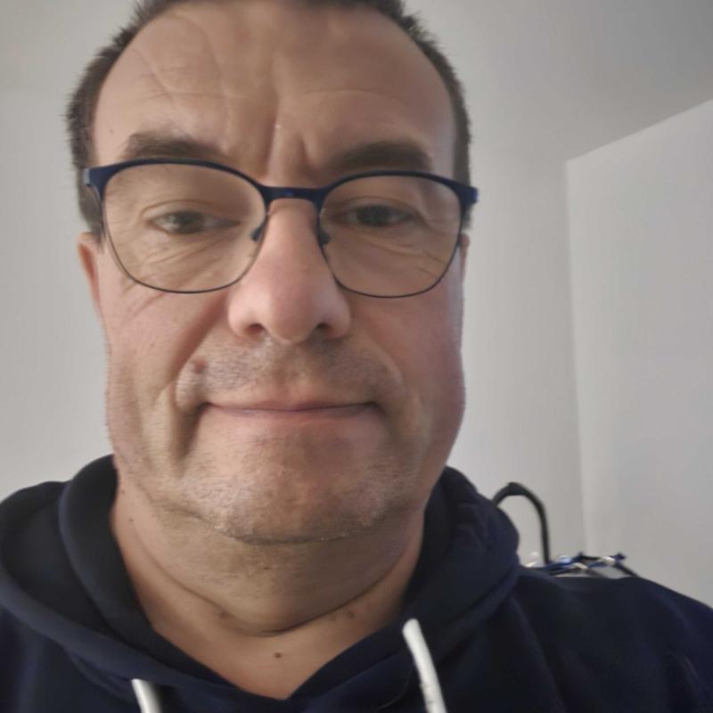 Eric 56 ans Toulouse