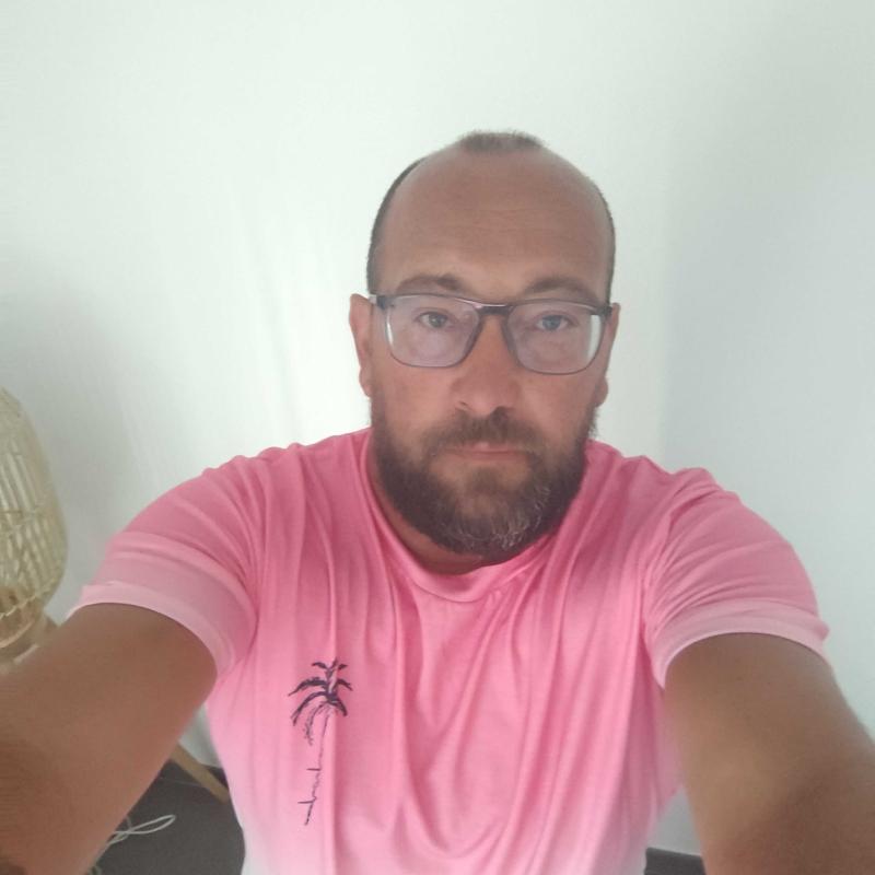 Da Costa tonio 47 ans Veauche