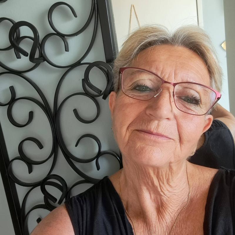 lacath 66 ans Douzy