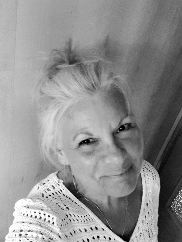 Christie 64 ans Arras