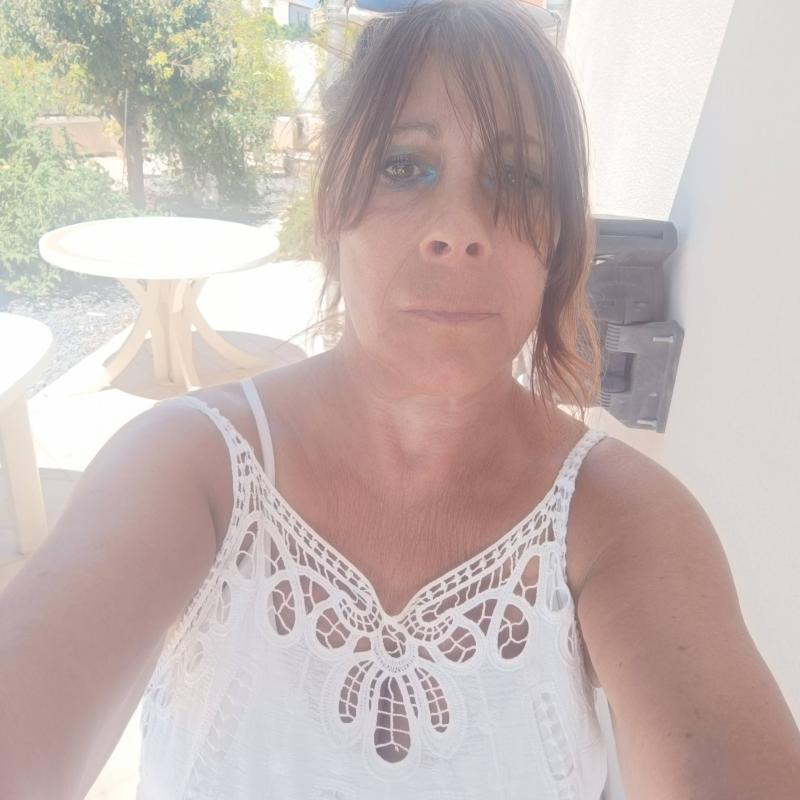 pascale 64 ans Agde