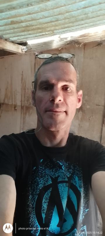 sylvester 39 ans Bessines