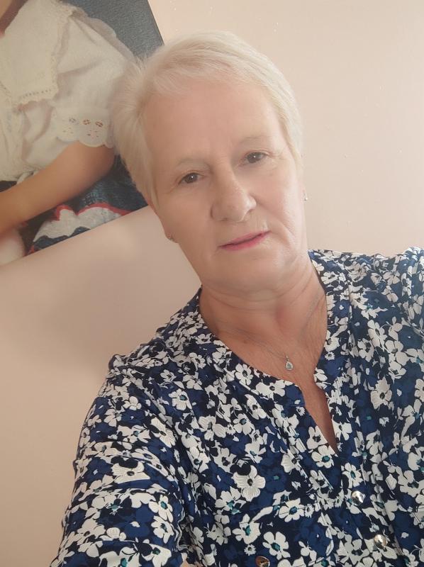 Myriam  63 ans Douai