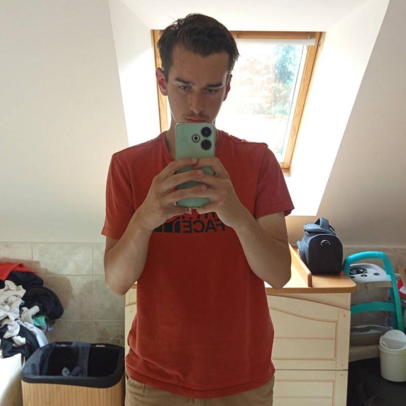 Gurwan 19 ans Iffendic