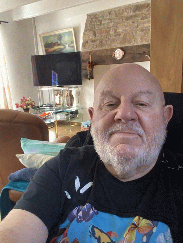 gilles 76 ans Scaër