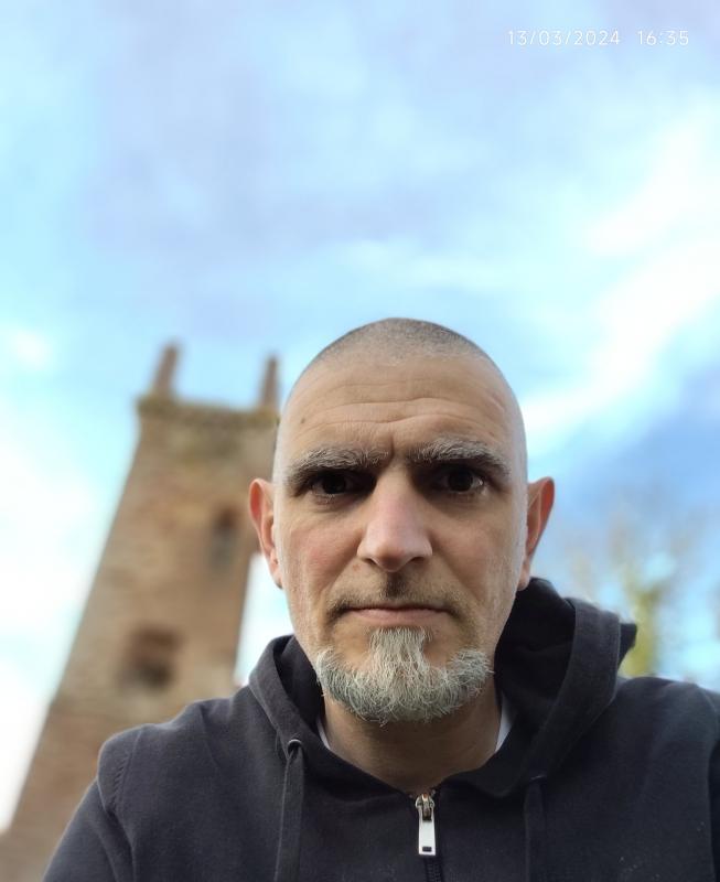 Gaët 44 ans Cinq Mars la Pile