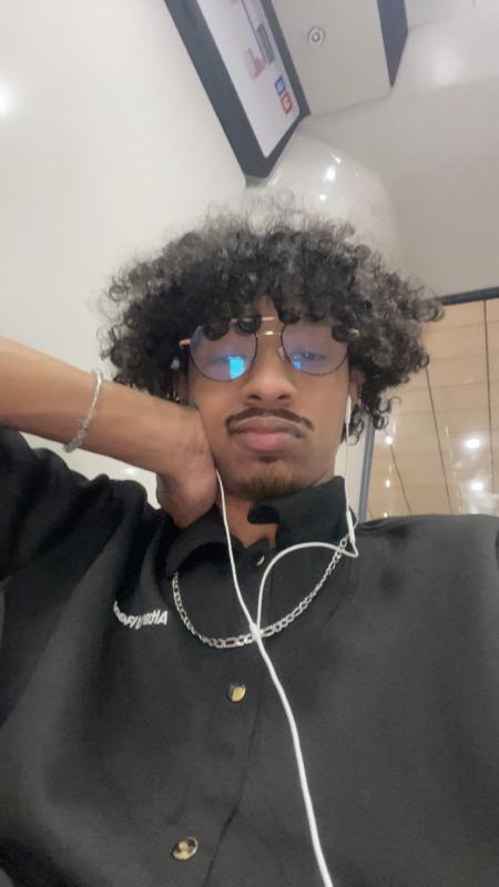 Deven 19 ans lyon 8eme arrondissement