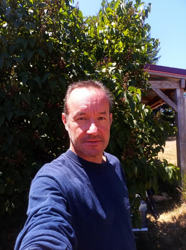 Theo 56 ans Saint Christophe