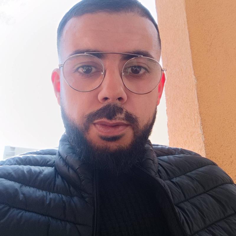 elyesse 32 ans Villeneuve de la Raho