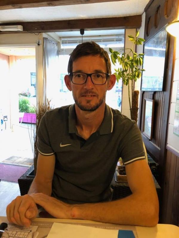 Marcus  47 ans Ploërmel