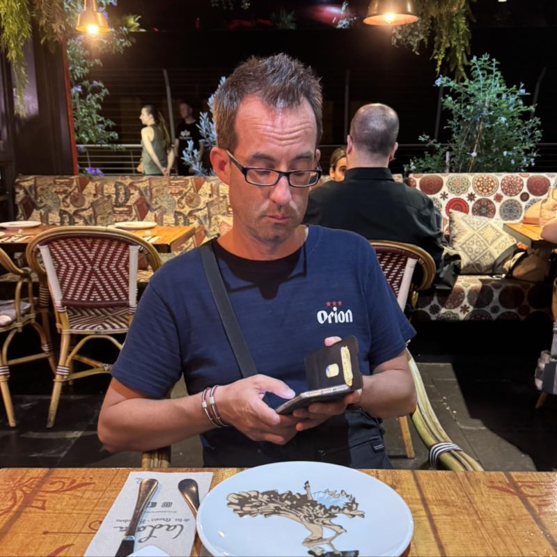 jerome 37 ans paris 16eme arrondissement