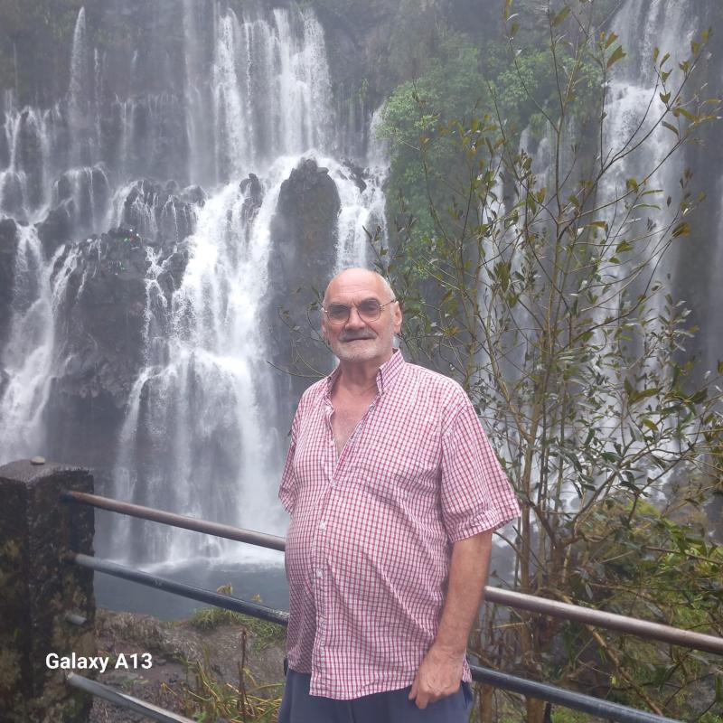 toutcha 75 ans Saumur