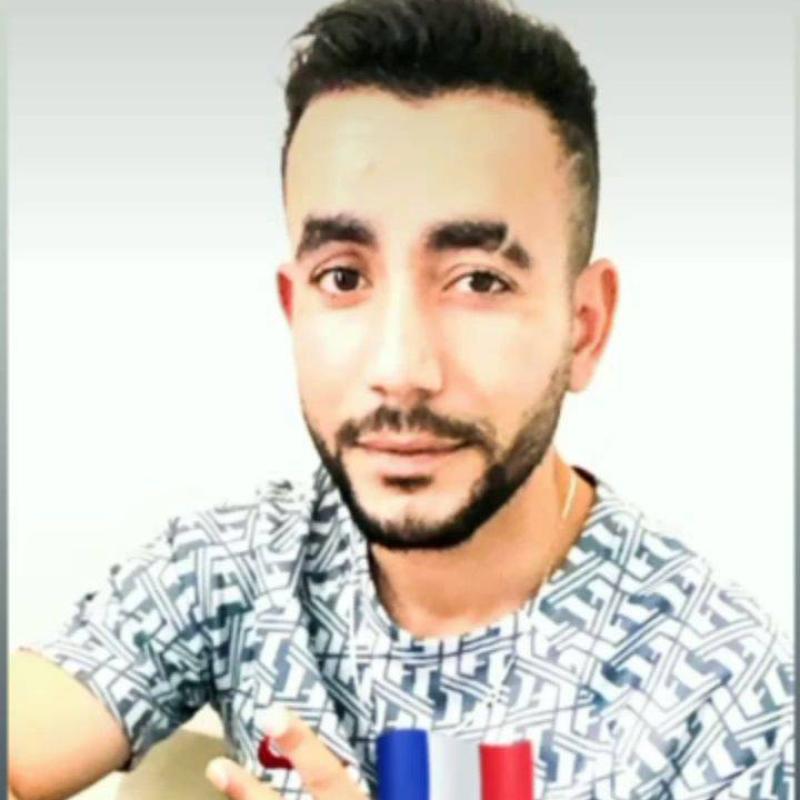 Aziz aziz 27 ans Toulon