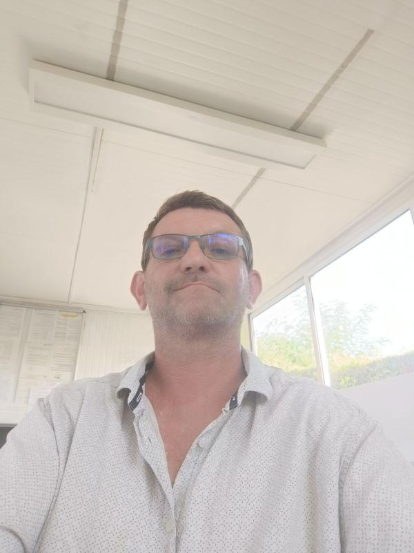 Christophe  51 ans Mâcon