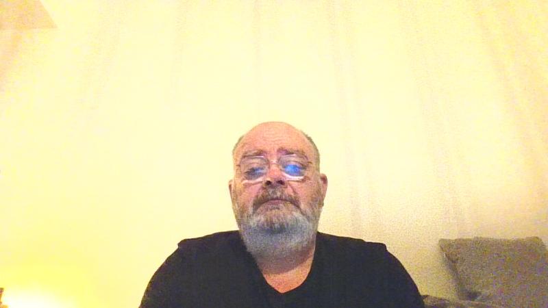 Gil 61 ans Joyeuse