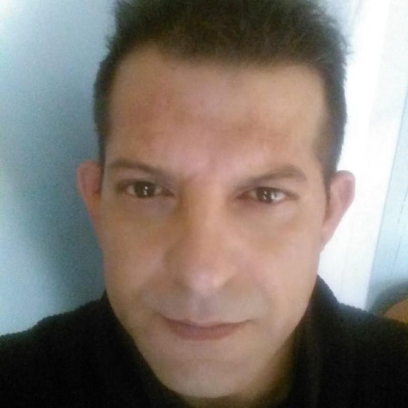 bruno 56 ans Frontignan