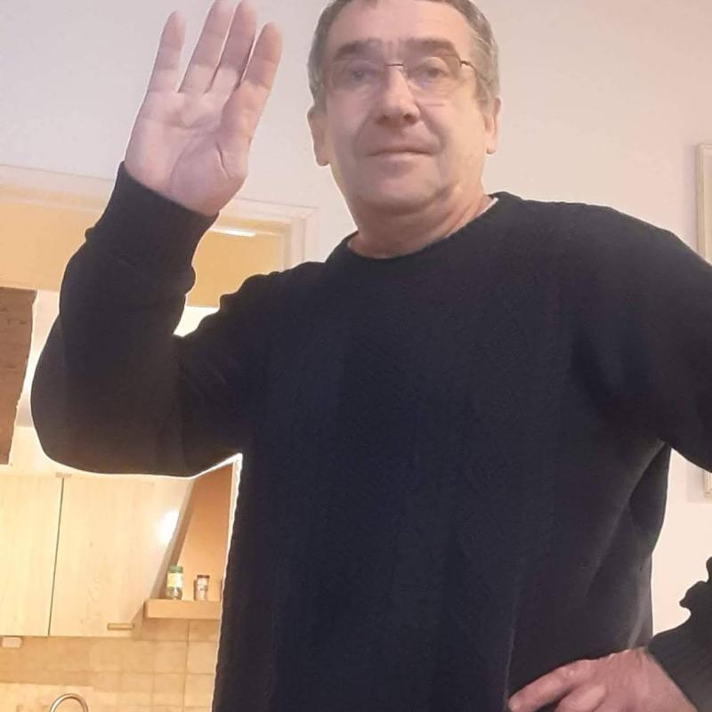 Philippe 61 ans Charroux