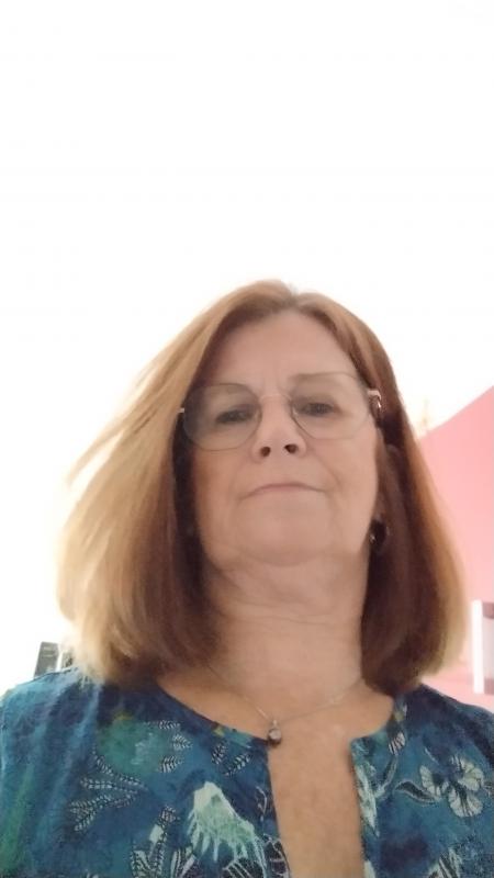Amelie 68 ans Saint Brieuc