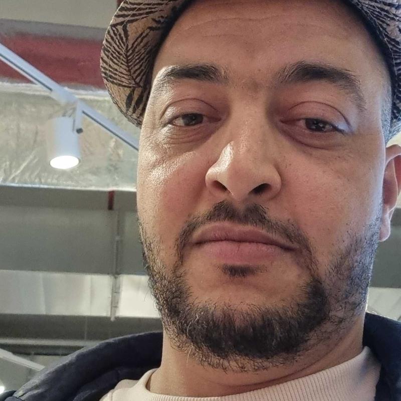 sofiane 38 ans Choisy le Roi