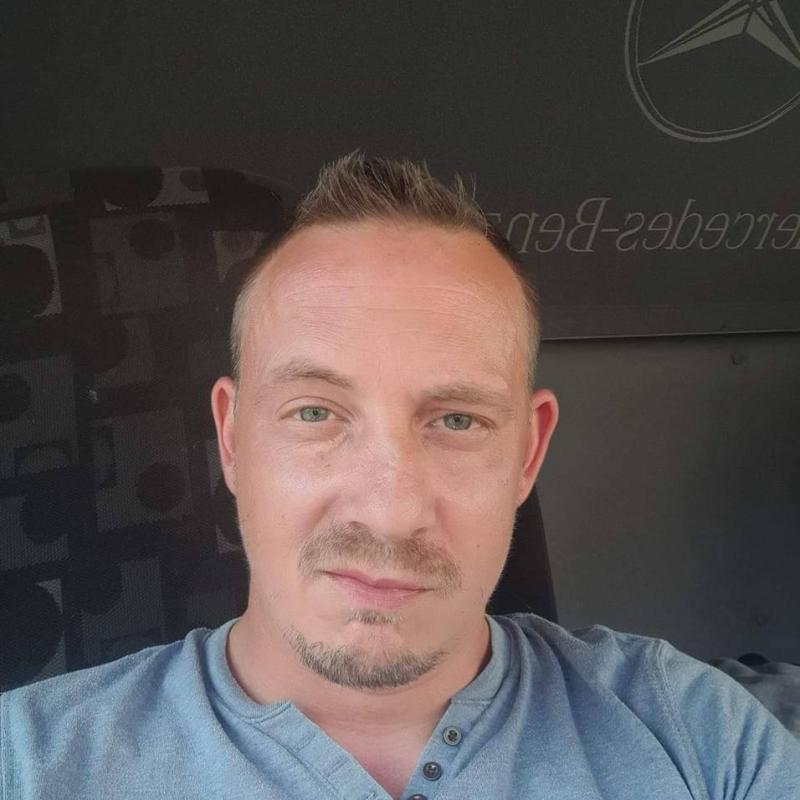 Alex 39 ans Cysoing