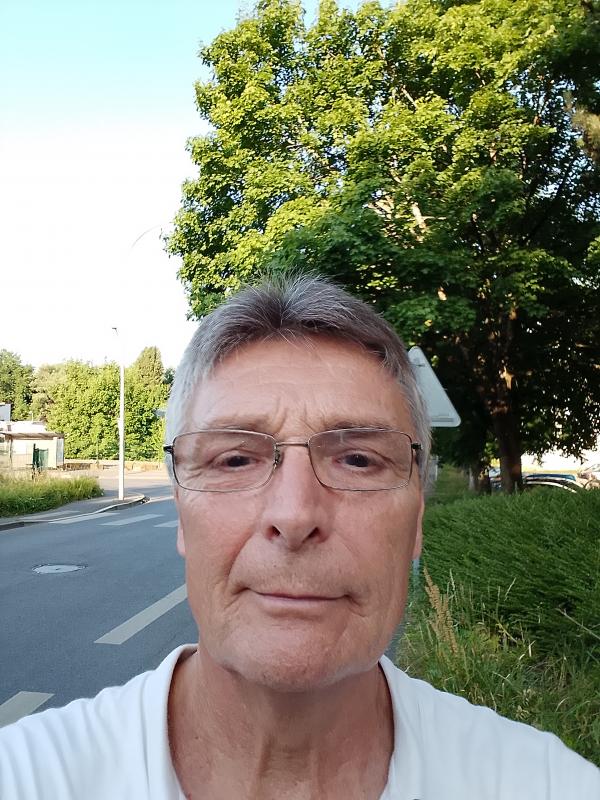 Labergri Marc  61 ans Charleville Mézières