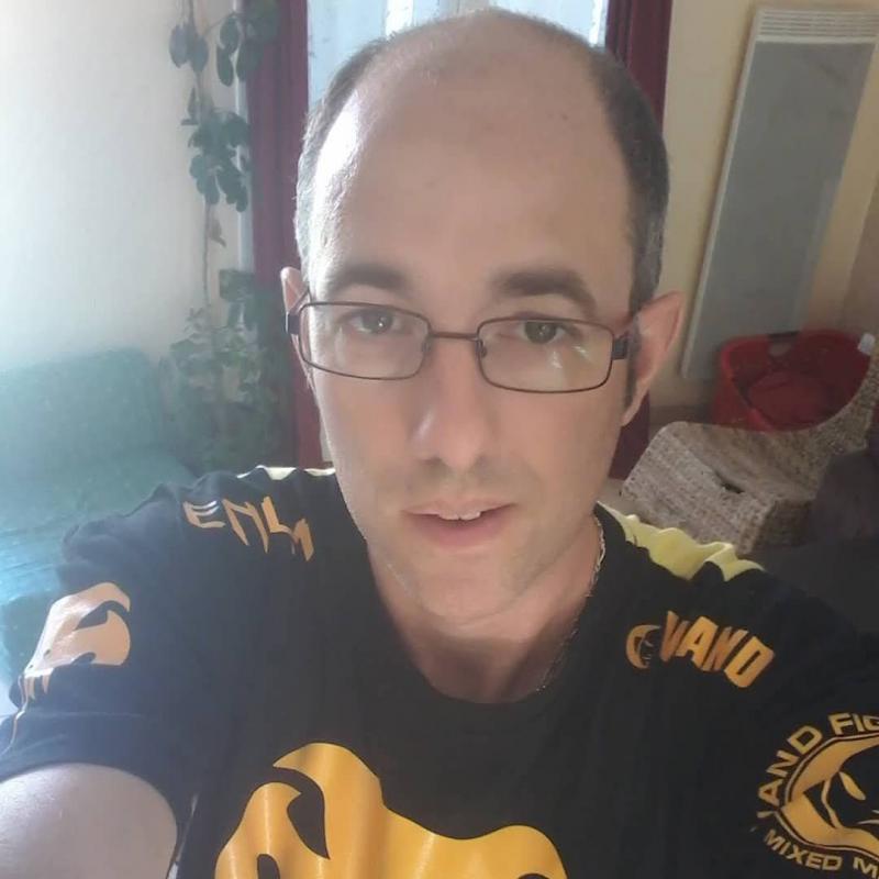 Aurel 42 ans Sainte Éanne