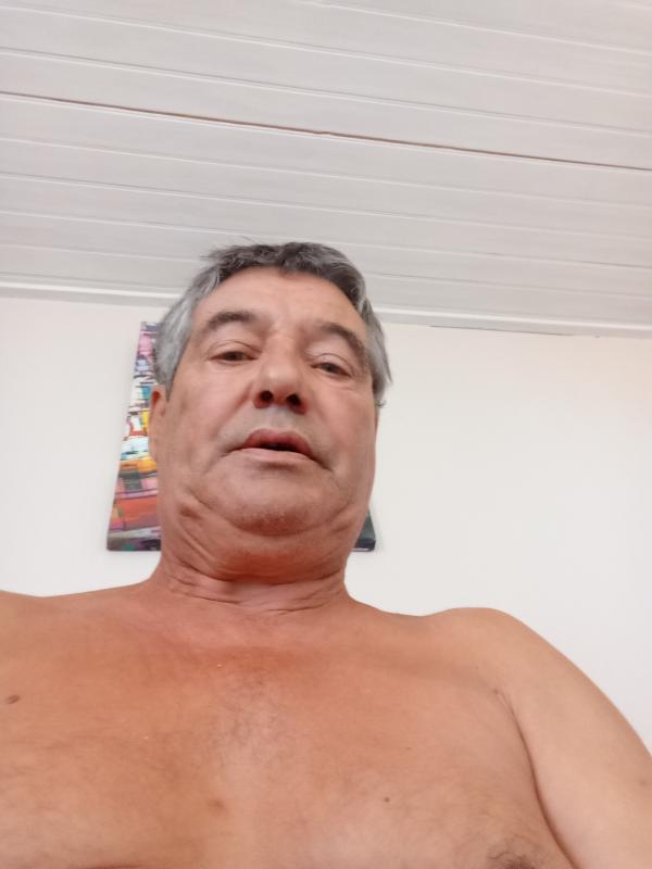 Régis  64 ans Saint Jean de Monts