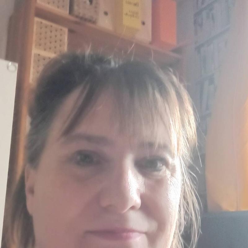 cecilei 54 ans Élancourt