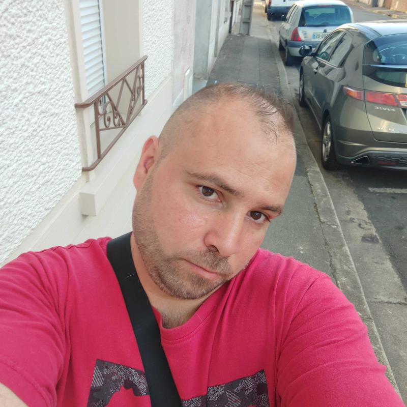 tito 39 ans Montluçon