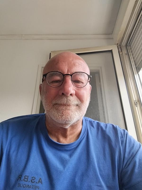 Flowerman 64 ans Bourg la Reine