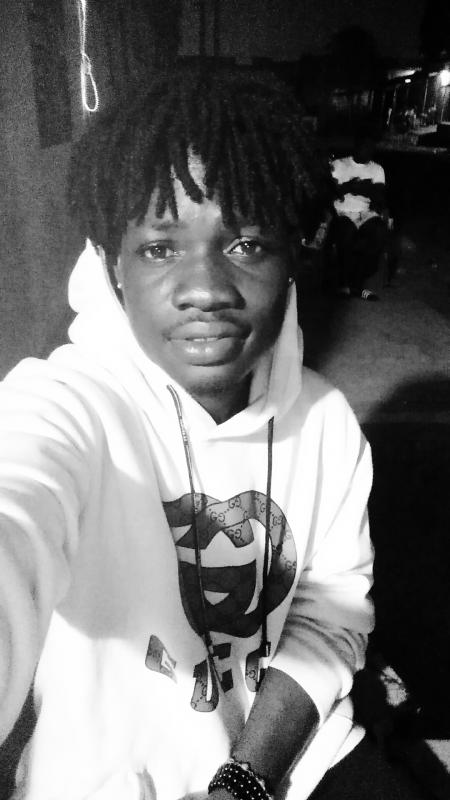 Buabe marc Alida  27 ans Épenoy