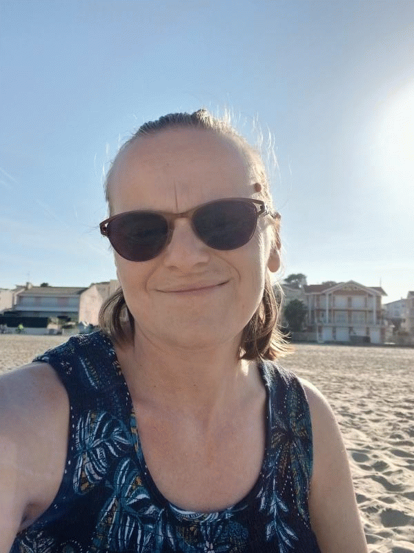 Sandrine  43 ans Mios
