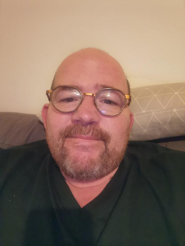 Jean Louis  52 ans Melun