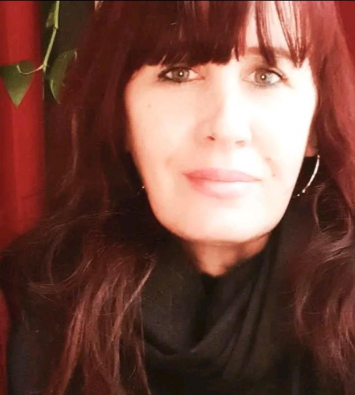 Kathy  51 ans Crèche