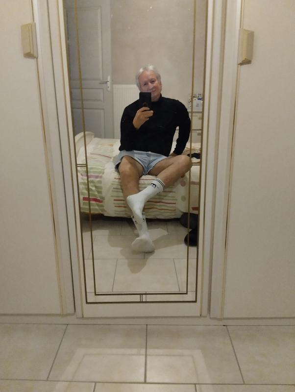 Jhon piter 60 ans Chambon