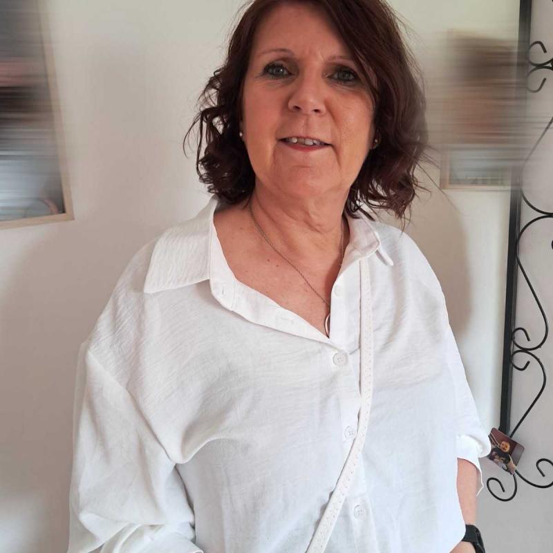 valou 56 ans Aunay sur Odon