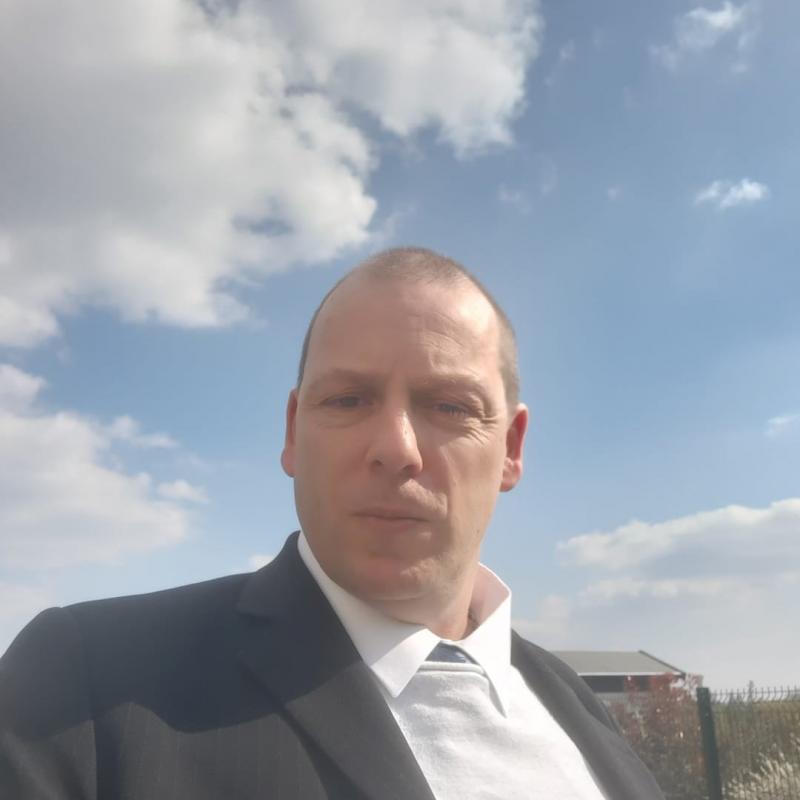 pierre 53 ans Saint Laurent Blangy