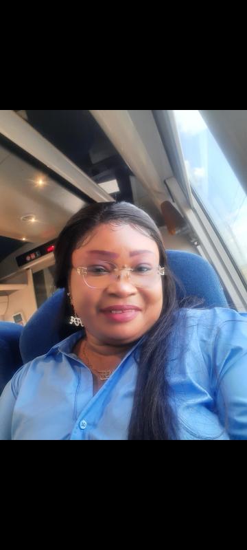 Angele  56 ans Meung sur Loire