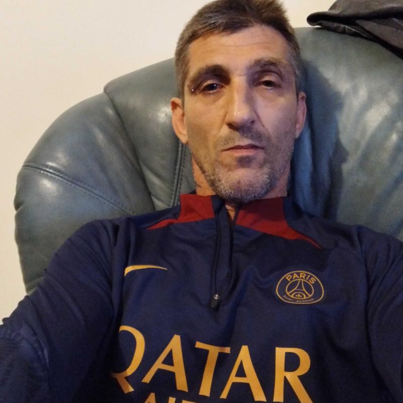bad boy 46 ans Marle