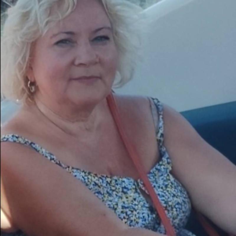 Marie 64 ans La Couture