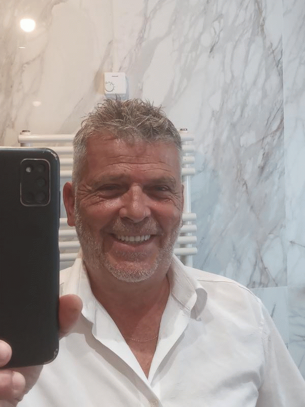 Eric 57 ans Alès
