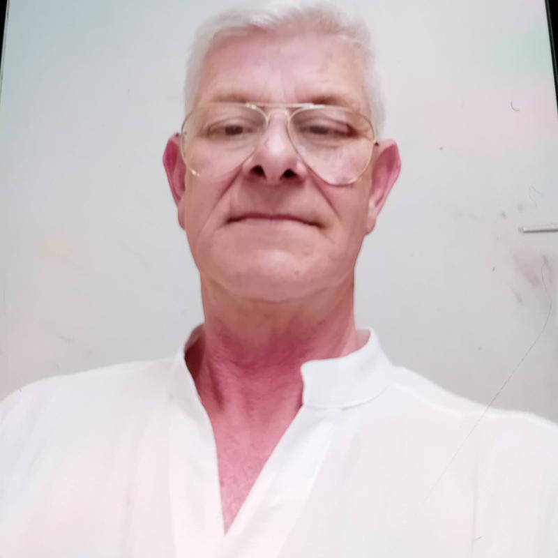Jean 59 ans Versailles