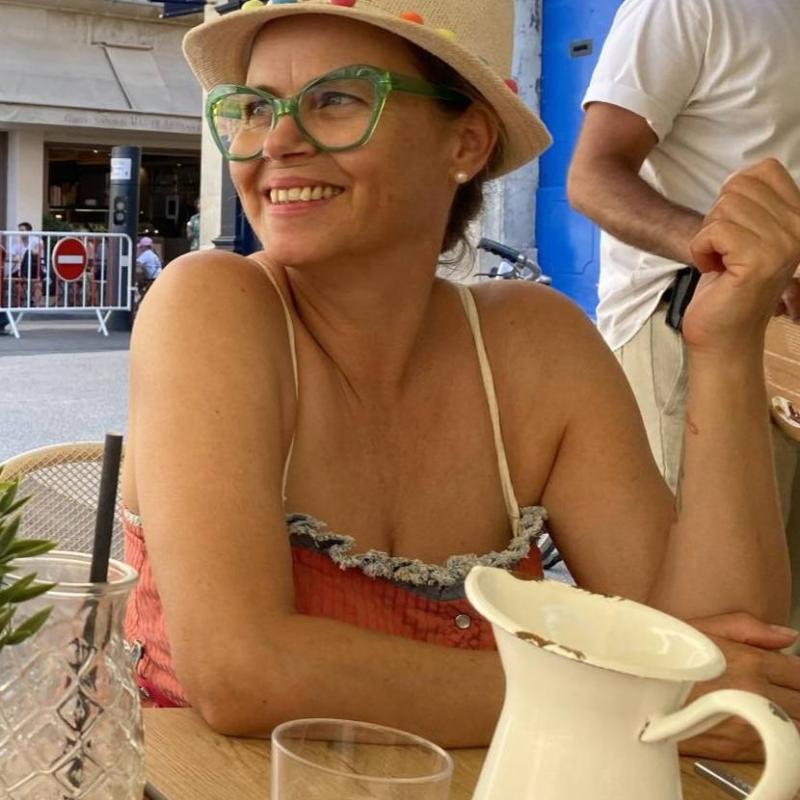 calheiros benedita 50 ans Nîmes