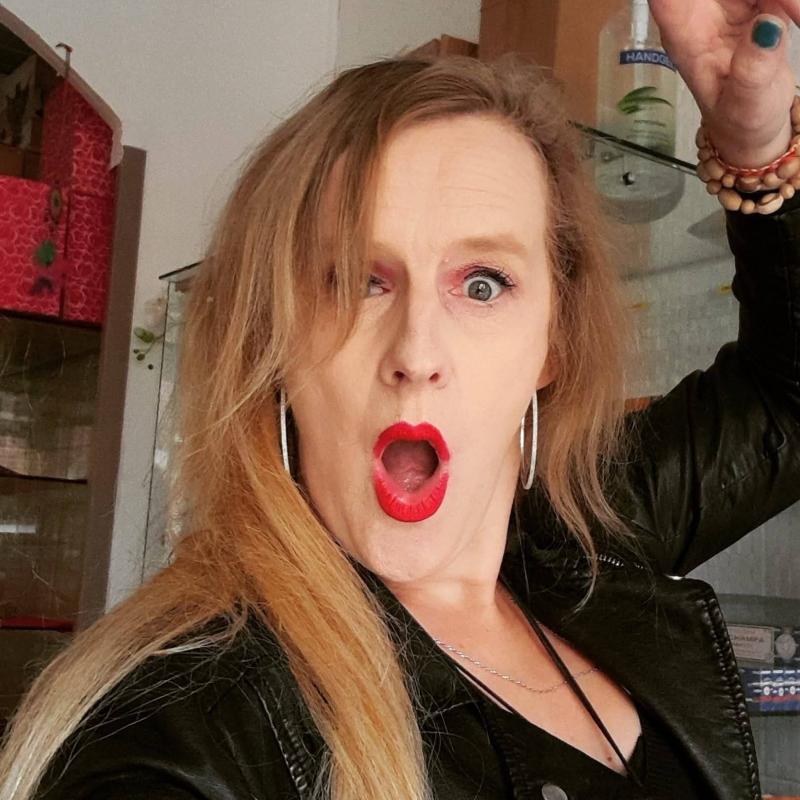 daisy 47 ans Availles Limouzine